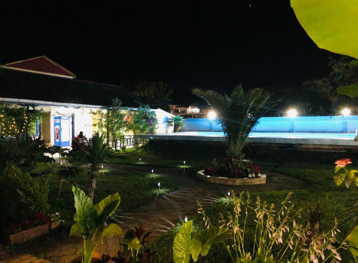 Hotel Mirage Ureki Esterno foto